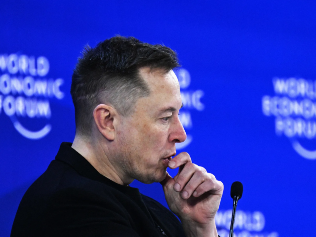 Mientras debatimos si la inteligencia artificial reemplazará a las personas…